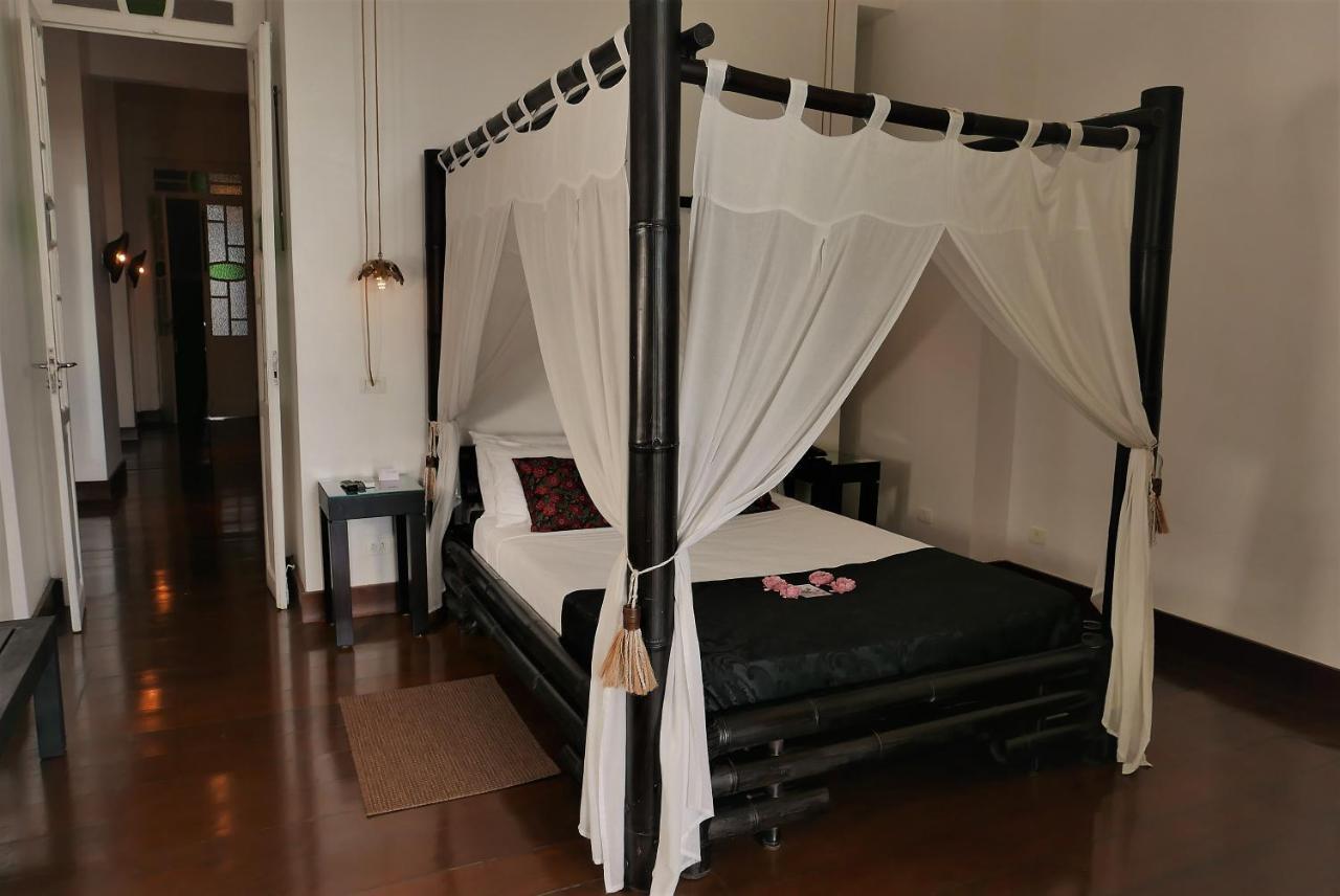 סלבאדור Aram Yami Boutique Hotel מראה חיצוני תמונה