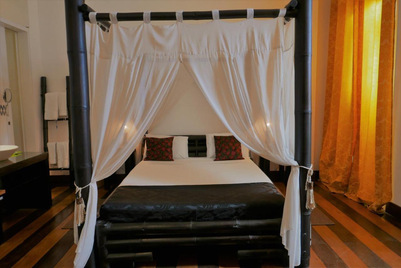סלבאדור Aram Yami Boutique Hotel מראה חיצוני תמונה