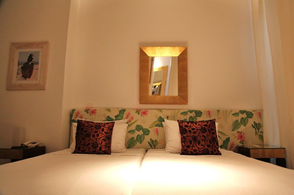 סלבאדור Aram Yami Boutique Hotel מראה חיצוני תמונה